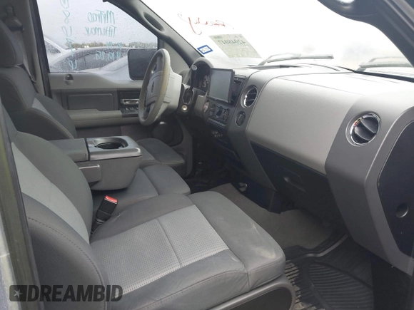 2008 Ford F-150 XL with VIN 1FTRW12W88FB86716, listed as a IAAI auction lot 42048047 with 197,224 mi miles. Bid and sale history available at carsss.com. Image 5.
