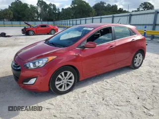2014 Hyundai Elantra with VIN KMHD35LH5EU231379, listed as a Copart auction lot 60961245 with 70,277 mi miles and Salvage title. Bid and sale history available at DreamBid. Image 1.