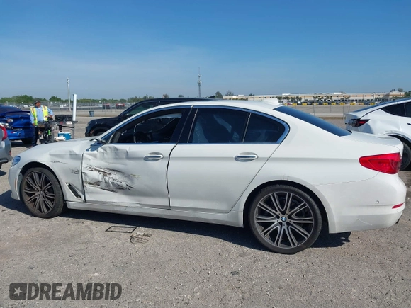 2018 BMW 5 Series 530i with VIN WBAJA5C57JWA35784, listed as a IAAI auction lot 41889468 with 68,471 mi miles and . Bid and sale history available at DreamBid. Image 14.