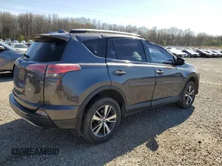 2018 Toyota RAV4 XLE with VIN JTMWFREV0JJ190508, listed as a Copart auction lot 49637125 with 120,768 mi miles and Salvage Title. Bid and sale history available at carsss.com. Image 3.