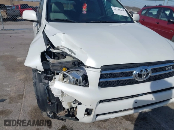 2008 Toyota RAV4 Ltd with VIN JTMBK31V085041130, listed as a IAAI auction lot 41786466 with 137,656 mi miles. Bid and sale history available at carsss.com. Image 6.