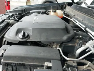 2019 Chevrolet Colorado 2WD Work Truck z VIN 1GCHSBENXK1145315, wystawiony jako IAAI lot #43160088 z przebiegiem 108 240 mil mil oraz . Historia ofert i sprzedaży dostępna na DreamBid. Obrazek 19.