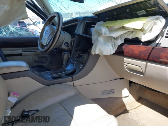 2004 Lincoln Aviator Luxury with VIN 5LMEU88H84ZJ02692, listed as a IAAI auction lot 41895307 with Not Provided miles and . Bid and sale history available at DreamBid. Image 5.
