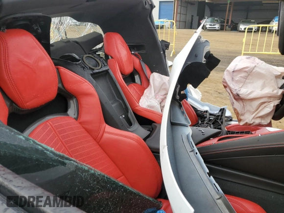 2021 Chevrolet Corvette 3LT z VIN 1G1YC2D48M5102649, wystawiony jako Copart lot #45245515 z przebiegiem Nie podano mil oraz Szkoda całkowita • Salvage title. Historia ofert i sprzedaży dostępna na DreamBid. Obrazek 11.