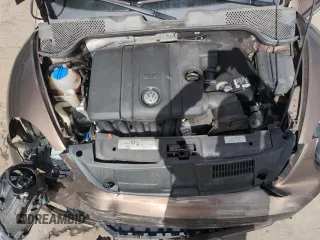 2013 Volkswagen Beetle with VIN 3VWHX7AT8DM603424, listed as a Copart auction lot 51019185 with 136,196 mi miles and Salvage Title. Bid and sale history available at DreamBid. Image 11.