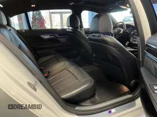 2018 BMW 7 Series 740i with VIN WBA7E2C50JG743251, listed as a Copart auction lot 80632294 with 60,974 mi miles and Clean Title. Bid and sale history available at carsss.com. Image 6.