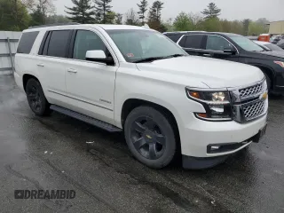 2017 Chevrolet Tahoe LT z VIN 1GNSKBKC5HR306034, wystawiony jako Copart lot #55788245 z przebiegiem 87 726 mil mil oraz Szkoda całkowita • Salvage title. Historia ofert i sprzedaży dostępna na DreamBid. Obrazek 4.