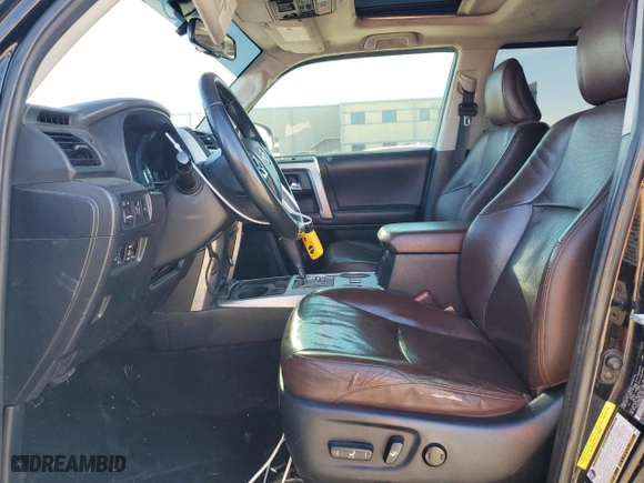 2017 Toyota 4Runner SR5 with VIN JTEZU5JR2H5163331, listed as a Copart auction lot 43586875 with 152,494 mi miles and Clean Title. Bid and sale history available at carsss.com. Image 7.