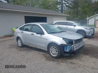2010 Ford Focus SE with VIN 1FAHP3FN3AW143922, listed as a IAAI auction lot 42128921 with 162,628 mi miles. Bid and sale history available at carsss.com. Image 1.