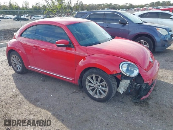 2018 Volkswagen Beetle S z VIN 3VWFD7AT5JM725878, wystawiony jako IAAI lot #41743855 z przebiegiem 108 068 mil mil oraz . Historia ofert i sprzedaży dostępna na DreamBid. Obrazek 1.