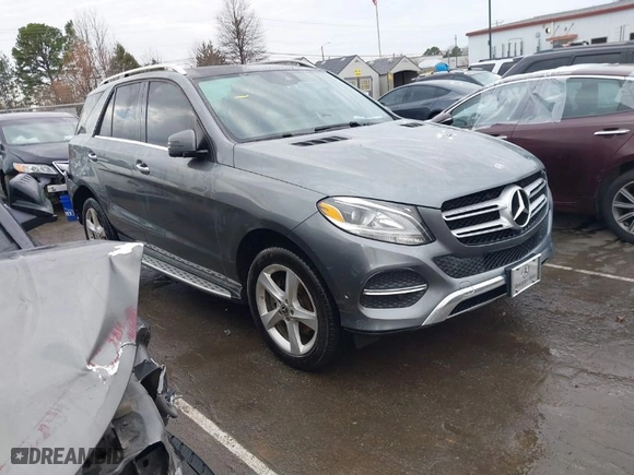 2017 Mercedes-Benz GLE with VIN 4JGDA5HB9HA992609, listed as a IAAI auction lot 41724638 with 205,921 mi miles. Bid and sale history available at carsss.com. Image 1.