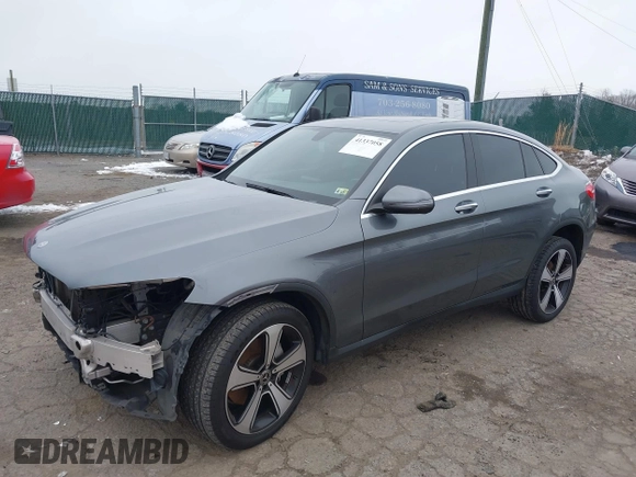 2018 Mercedes-Benz GLC with VIN WDC0J4KB3JF359368, listed as a IAAI auction lot 41337058 with 106,660 mi miles. Bid and sale history available at carsss.com. Image 2.