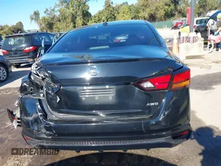 2019 Nissan Altima 2.5 S with VIN 1N4BL4BW6KC189236, listed as a IAAI auction lot 40638145 with 147,457 mi miles. Bid and sale history available at carsss.com. Image 16.