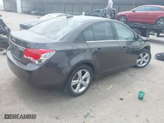 2015 Chevrolet Cruze LT with VIN 1G1PE5SB7F7141782, listed as a IAAI auction lot 41952674 with 132,574 mi miles. Bid and sale history available at carsss.com. Image 4.