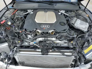 2022 Audi RS 7 z VIN WUAPCBF27NN905150, wystawiony jako Copart lot #55993395 z przebiegiem 30 948 mil mil oraz Szkody całkowita. Historia ofert i sprzedaży dostępna na DreamBid. Obrazek 11.