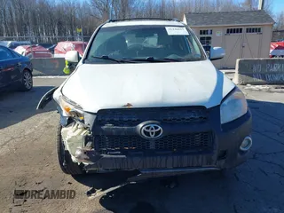 2011 Toyota RAV4 Ltd with VIN 2T3DK4DV1BW040708, listed as a IAAI auction lot 41446815 with 179,941 mi miles. Bid and sale history available at carsss.com. Image 12.