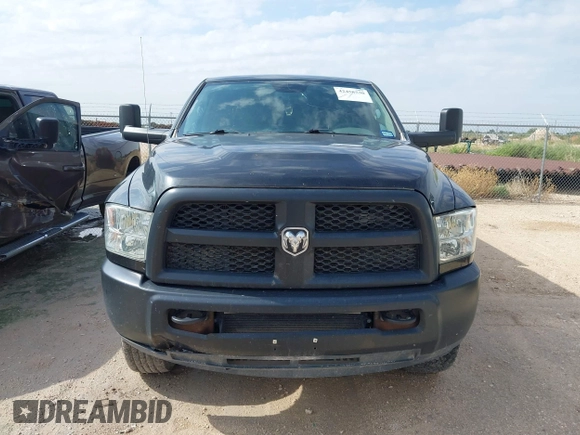 2018 Ram 2500 Tradesman with VIN 3C6UR5HL4JG287883, listed as a IAAI auction lot 42458530 with 100,826 mi miles and . Bid and sale history available at DreamBid. Image 12.