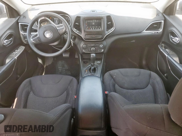 2019 Jeep Cherokee Latitude with VIN 1C4PJLCB2KD332429, listed as a Copart auction lot 58076815 with 124,958 mi miles and Salvage title. Bid and sale history available at DreamBid. Image 8.