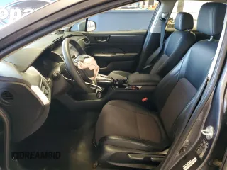 2018 Honda Clarity Plug-In Hybrid with VIN JHMZC5F11JC002088, listed as a Copart auction lot 48706444 with 138,277 mi miles. Bid and sale history available at carsss.com. Image 7.