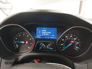 2013 Ford Focus SE with VIN 1FADP3F26DL359581, listed as a IAAI auction lot 42129909 with 129,832 mi miles. Bid and sale history available at carsss.com. Image 7.