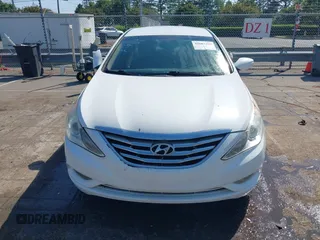 2013 Hyundai Sonata GLS with VIN 5NPEB4AC8DH788602, listed as a IAAI auction lot 42082200 with 213,747 mi miles and . Bid and sale history available at carsss.com. Image 6.