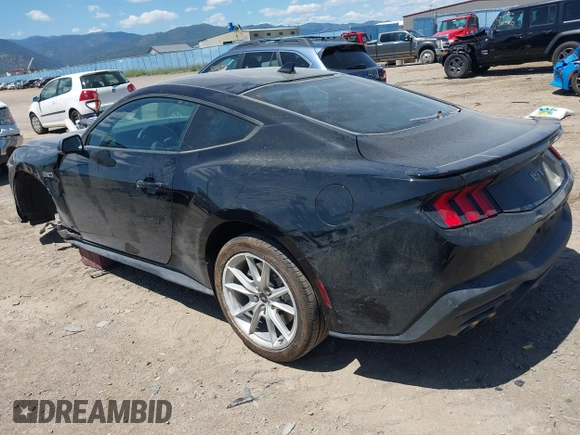 2024 Ford Mustang GT z VIN 1FA6P8CFXR5422836, wystawiony jako IAAI lot #42485136 z przebiegiem 8 437 mil mil oraz . Historia ofert i sprzedaży dostępna na DreamBid. Obrazek 3.