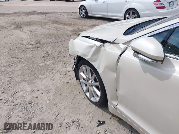 2015 Lincoln MKZ Hybrid with VIN 3LN6L2LU2FR623121, listed as a IAAI auction lot 41970272 with 209,510 mi miles. Bid and sale history available at carsss.com. Image 12.