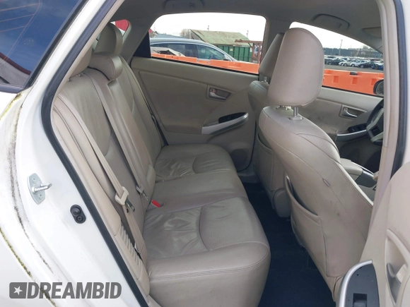 2015 Toyota Prius Four z VIN JTDKN3DU4F1883032, wystawiony jako IAAI lot #41528573 z przebiegiem 104 056 mil mil oraz . Historia ofert i sprzedaży dostępna na DreamBid. Obrazek 8.