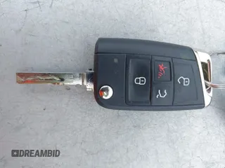 2021 Volkswagen Tiguan S z VIN 3VV0B7AX3MM031908, wystawiony jako IAAI lot #42504384 z przebiegiem 42 510 mil mil oraz . Historia ofert i sprzedaży dostępna na DreamBid. Obrazek 11.