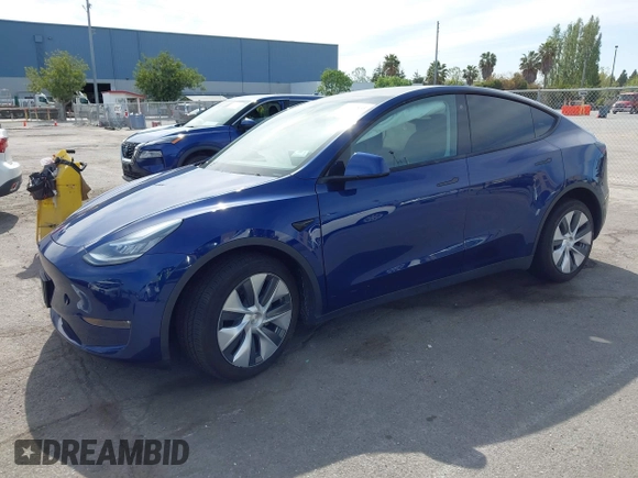 2020 Tesla Model Y Long Range with VIN 5YJYGDEE1LF006227, listed as a IAAI auction lot 42100833 with 49,761 mi miles and . Bid and sale history available at DreamBid. Image 18.