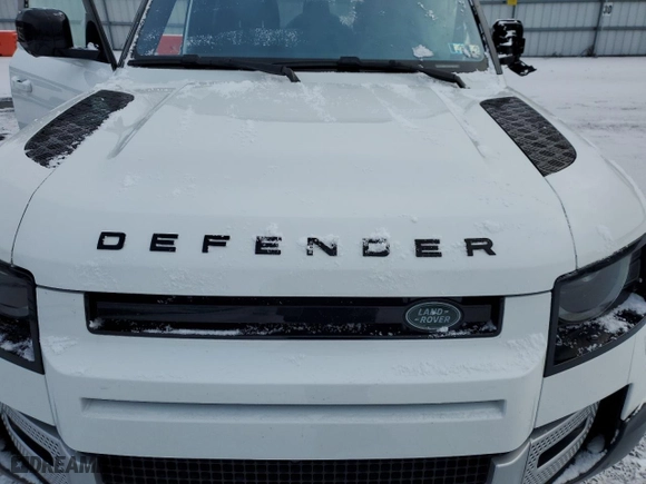 2022 Land Rover Defender S with VIN SALEJERX5N2078150, listed as a Copart auction lot 86412374 with 33,768 mi miles and Salvage Title. Bid and sale history available at carsss.com. Image 13.
