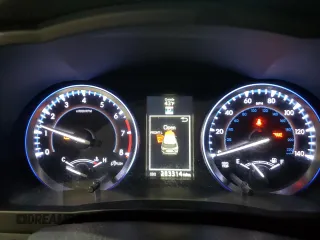 2014 Toyota Highlander XLE z VIN 5TDJKRFH7ES043965, wystawiony jako Copart lot #88438325 z przebiegiem 283 314 mil mil oraz Szkoda całkowita • Salvage title. Historia ofert i sprzedaży dostępna na DreamBid. Obrazek 9.