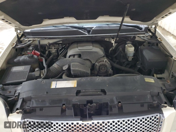 2010 GMC Yukon XL Denali with VIN 1GKUKMEF0AR286093, listed as a Copart auction lot 50470155 with 223,713 mi miles and Clean Title. Bid and sale history available at carsss.com. Image 12.