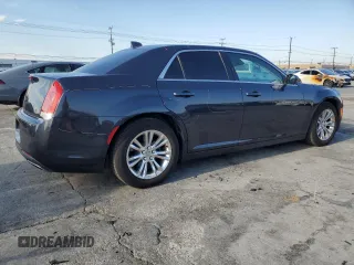 2017 Chrysler 300 Limited with VIN 2C3CCAAG7HH538566, listed as a Copart auction lot 88977395 with 86,078 mi miles and Salvage Title. Bid and sale history available at carsss.com. Image 3.