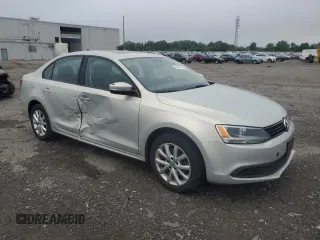 2011 Volkswagen Jetta SE with VIN 3VWDZ7AJ2BM017953, listed as a Copart auction lot 55307495 with 113,672 mi miles and Salvage title. Bid and sale history available at DreamBid. Image 4.