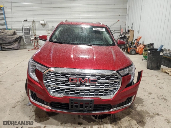 2024 GMC Terrain Denali with VIN 3GKALXEG7RL379125, listed as a Copart auction lot 48083315 with 7,118 mi miles and Salvage Title. Bid and sale history available at carsss.com. Image 5.