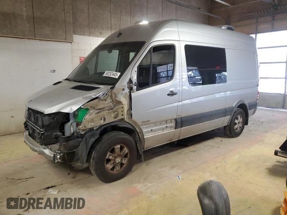 2014 Mercedes-Benz Sprinter with VIN WD3PE7DC8E5935347, listed as a Copart auction lot 88252445 with 187,828 mi miles and Salvage Title. Bid and sale history available at DreamBid. Image 1.