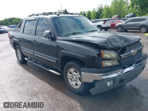 2004 Chevrolet Avalanche with VIN 3GNEC12T04G247585, listed as a IAAI auction lot 42139200 with 135,480 mi miles. Bid and sale history available at carsss.com. Image 1.