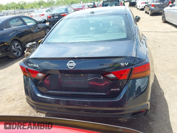 2019 Nissan Altima SV z VIN 1N4BL4DW9KN300931, wystawiony jako IAAI lot #42282164 z przebiegiem 114 986 mil mil oraz . Historia ofert i sprzedaży dostępna na DreamBid. Obrazek 16.