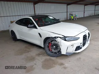 2024 BMW M4 Competition xDrive z VIN WBS43AZ0XRCS01913, wystawiony jako IAAI lot #41905104 z przebiegiem 20 912 mil mil oraz . Historia ofert i sprzedaży dostępna na DreamBid. Obrazek 1.