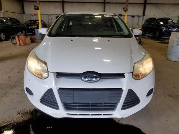 2013 Ford Focus SE with VIN 1FADP3K26DL165056, listed as a Copart auction lot 53264385 with 118,988 mi miles and Salvage Title. Bid and sale history available at carsss.com. Image 5.
