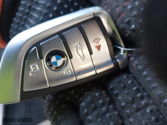 2017 BMW X5 sDrive35i with VIN 5UXKR2C58H0U20598, listed as a IAAI auction lot 41810582 with 92,463 mi miles. Bid and sale history available at carsss.com. Image 11.