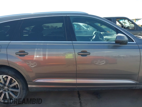 2017 Audi Q7 Premium Plus with VIN WA1LHAF74HD045487, listed as a IAAI auction lot 41939013 with 74,676 mi miles and . Bid and sale history available at DreamBid. Image 13.