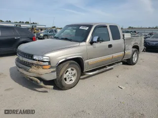 2002 Chevrolet Silverado 1500 LT with VIN 2GCEC19T521120397, listed as a Copart auction lot 49968895 with 249,152 mi miles and Salvage Title. Bid and sale history available at carsss.com. Image 1.