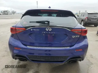 2017 Infiniti QX30 Sport z VIN SJKCH5CPXHA034512, wystawiony jako Copart lot #43760195 z przebiegiem 83 398 mil mil oraz Szkoda całkowita • Salvage title. Historia ofert i sprzedaży dostępna na DreamBid. Obrazek 6.