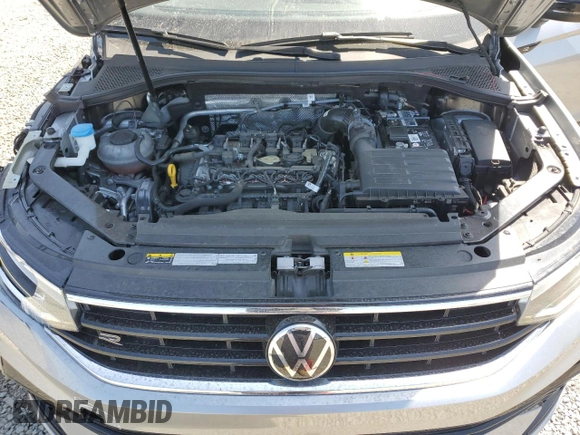 2022 Volkswagen Tiguan SE R-Line Black z VIN 3VV8B7AX9NM171563, wystawiony jako Copart lot #53090465 z przebiegiem 59 708 mil mil oraz Szkoda całkowita • Salvage title. Historia ofert i sprzedaży dostępna na DreamBid. Obrazek 12.