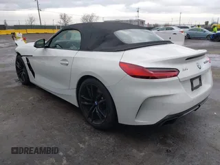 2020 BMW Z4 sDriveM40i with VIN WBAHF9C05LWW41161, listed as a IAAI auction lot 41505170 with 36,133 mi miles. Bid and sale history available at carsss.com. Image 3.