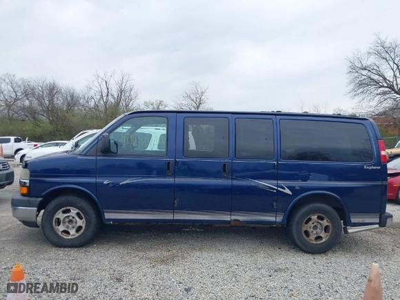 2004 Chevrolet Express Passenger with VIN 1GBFG15T441159106, listed as a IAAI auction lot 41999210 with 245,286 mi miles. Bid and sale history available at carsss.com. Image 14.