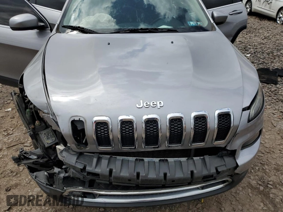 2017 Jeep Cherokee Limited with VIN 1C4PJMDB5HD226697, listed as a Copart auction lot 52945615 with Not Provided miles and Salvage Title. Bid and sale history available at DreamBid. Image 14.