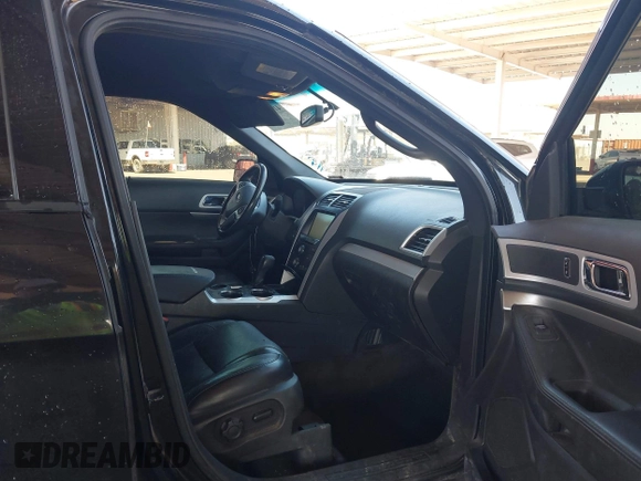 2013 Ford Explorer XLT with VIN 1FM5K7D87DGC61630, listed as a IAAI auction lot 41972144 with 228,457 mi miles and . Bid and sale history available at DreamBid. Image 5.